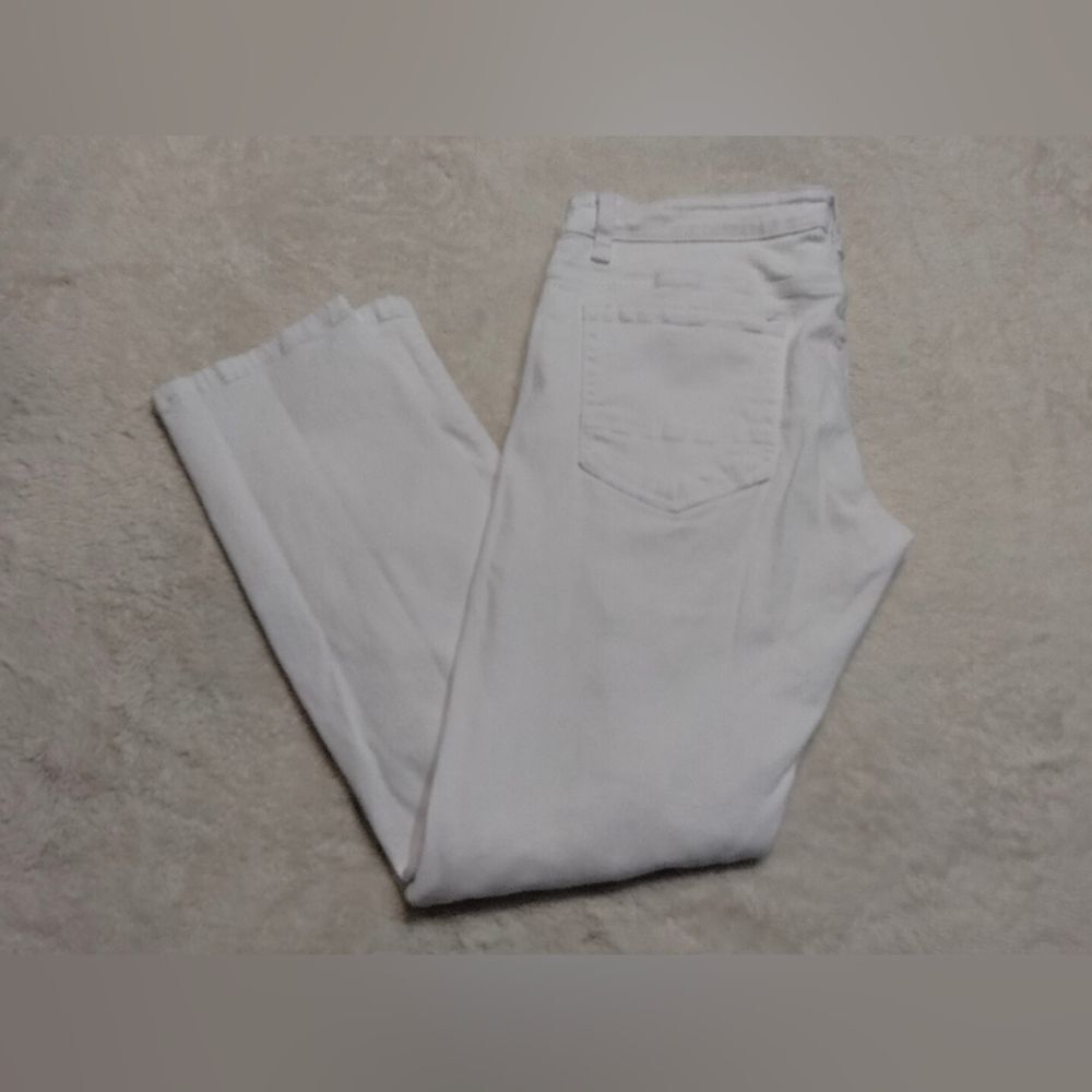 Kilogram Distressed Fitted Jeans - Picture 3 of 5